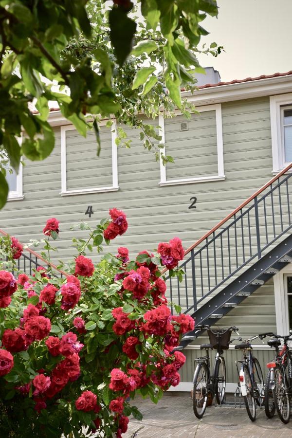 Alice Backyard-Holiday Home And Spa Pärnu Exterior foto